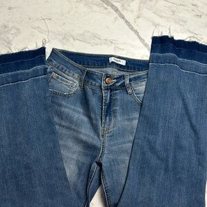 Women’s Kenzie denim crop jeans, size 4